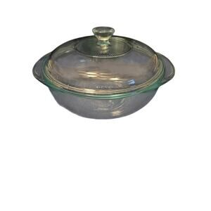 GUC Pyrex Clear 1 1/2 Quart Clear Casserole Dish with Lid